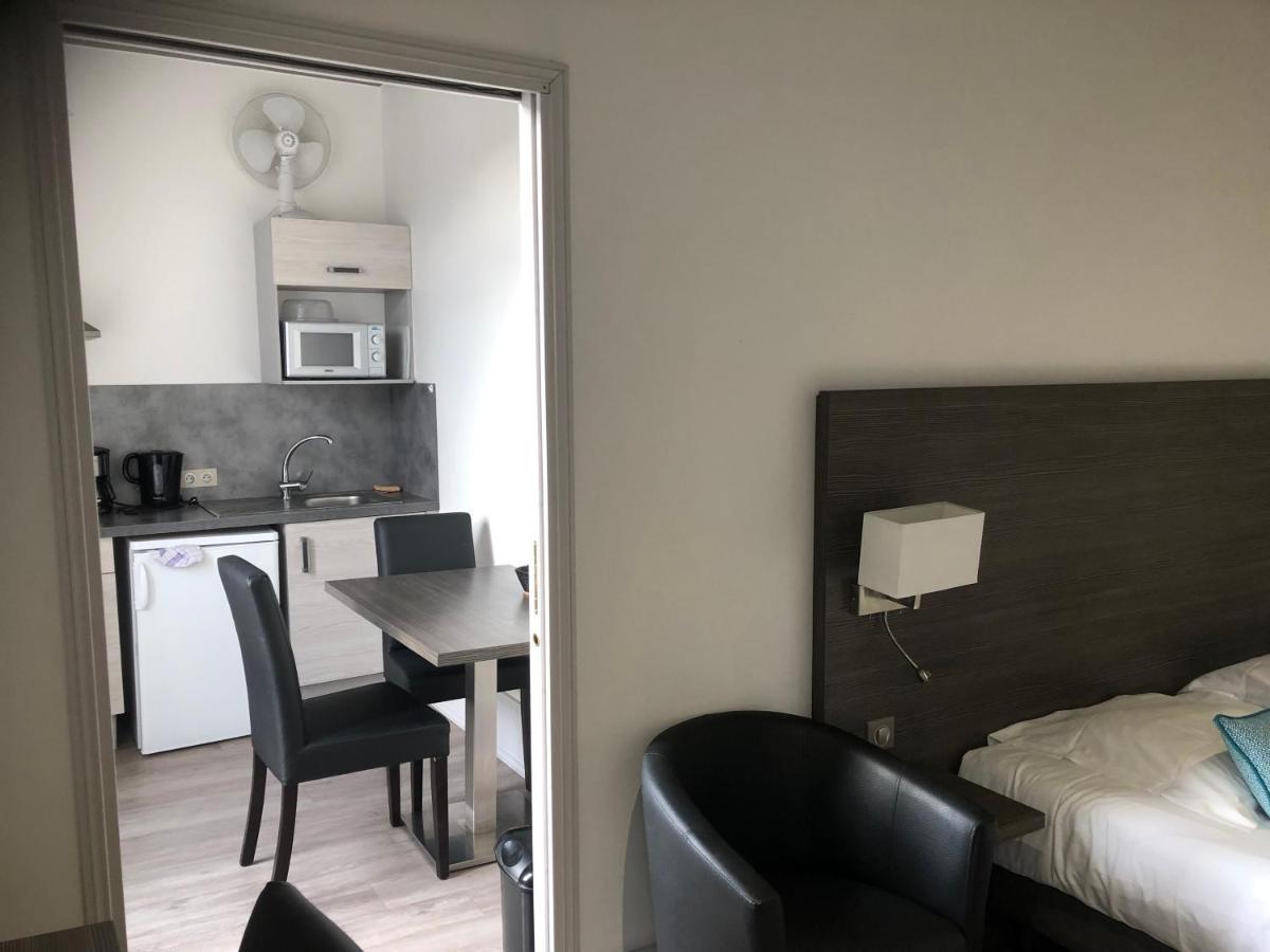 Hotel Montespan Bourbon l'Archambault Bagian luar foto