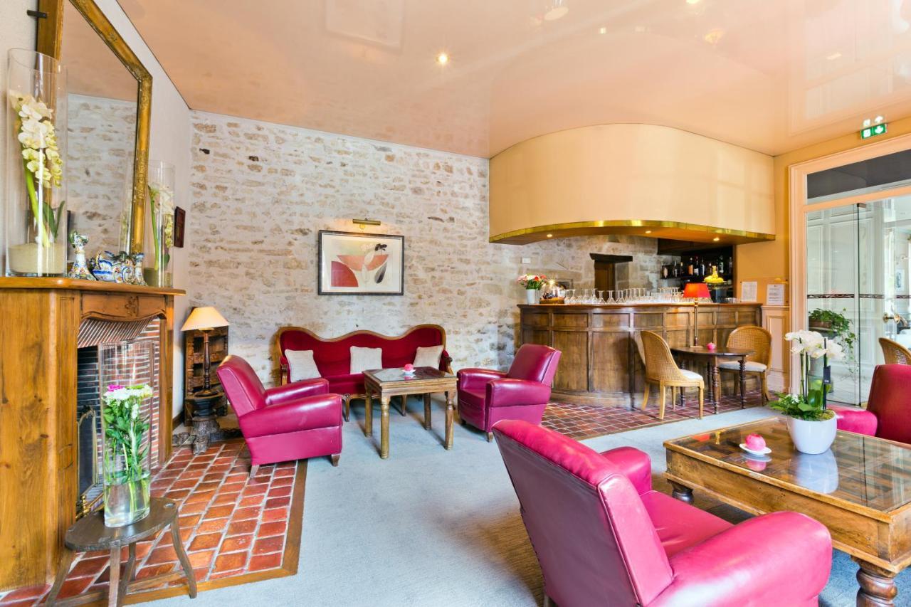 Hotel Montespan Bourbon l'Archambault Bagian luar foto
