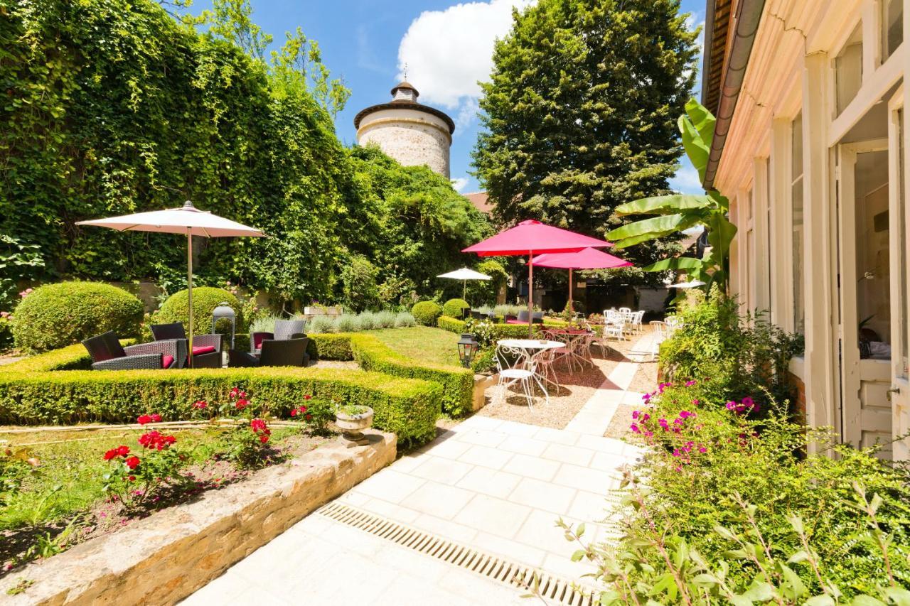Hotel Montespan Bourbon l'Archambault Bagian luar foto