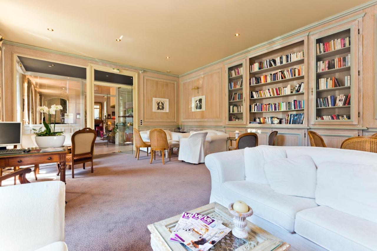 Hotel Montespan Bourbon l'Archambault Bagian luar foto